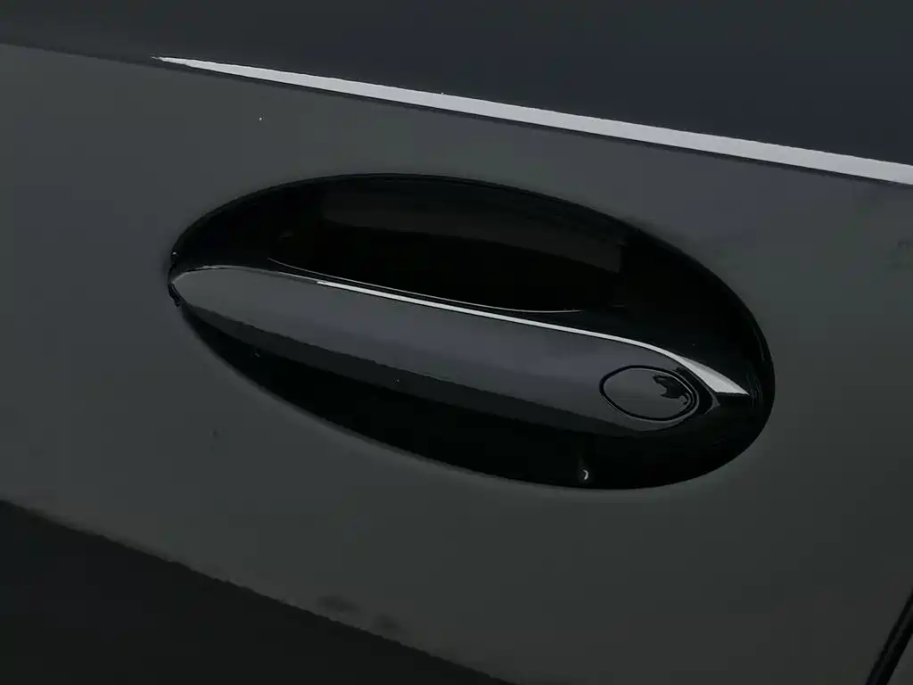 BMW 3 Series — миниатюра 18