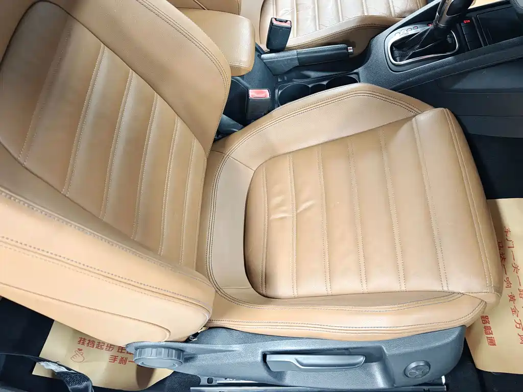 Volkswagen Scirocco 2.0TSI Luxury Edition, фото 14