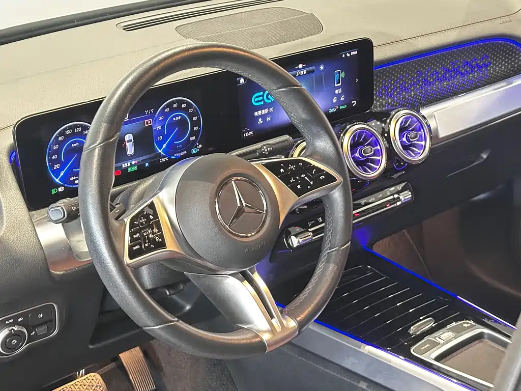 Mercedes-Benz EQB — миниатюра 7