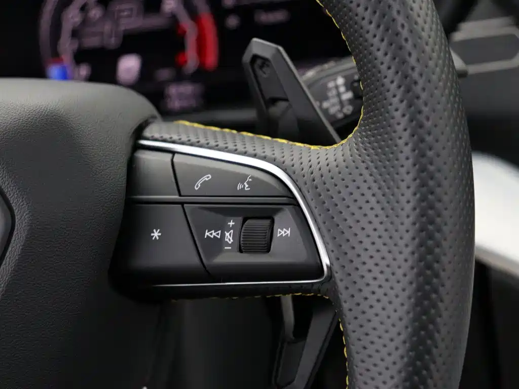 Lamborghini Urus — миниатюра 19