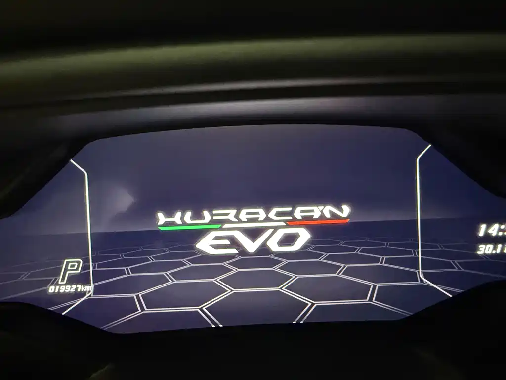 LAMBORGHINI HURACÁN