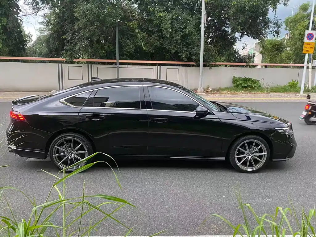 Honda Inspire — миниатюра 6