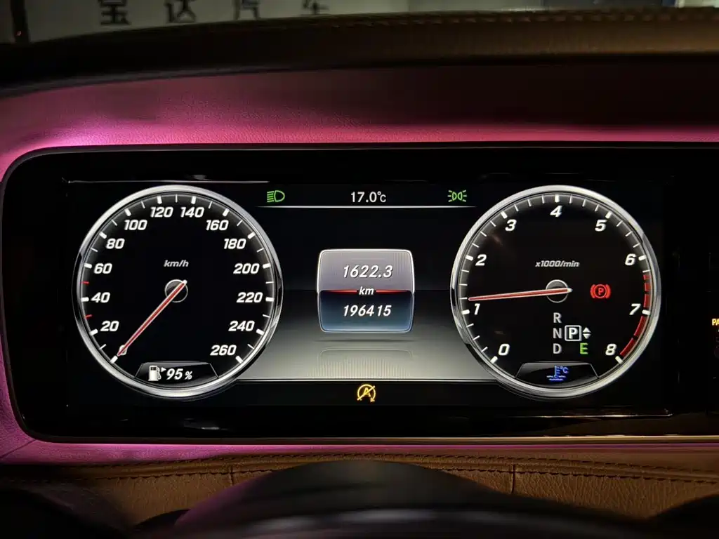Mercedes-Benz S-Class — миниатюра 17