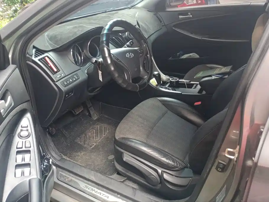 Hyundai Sonata — миниатюра 9