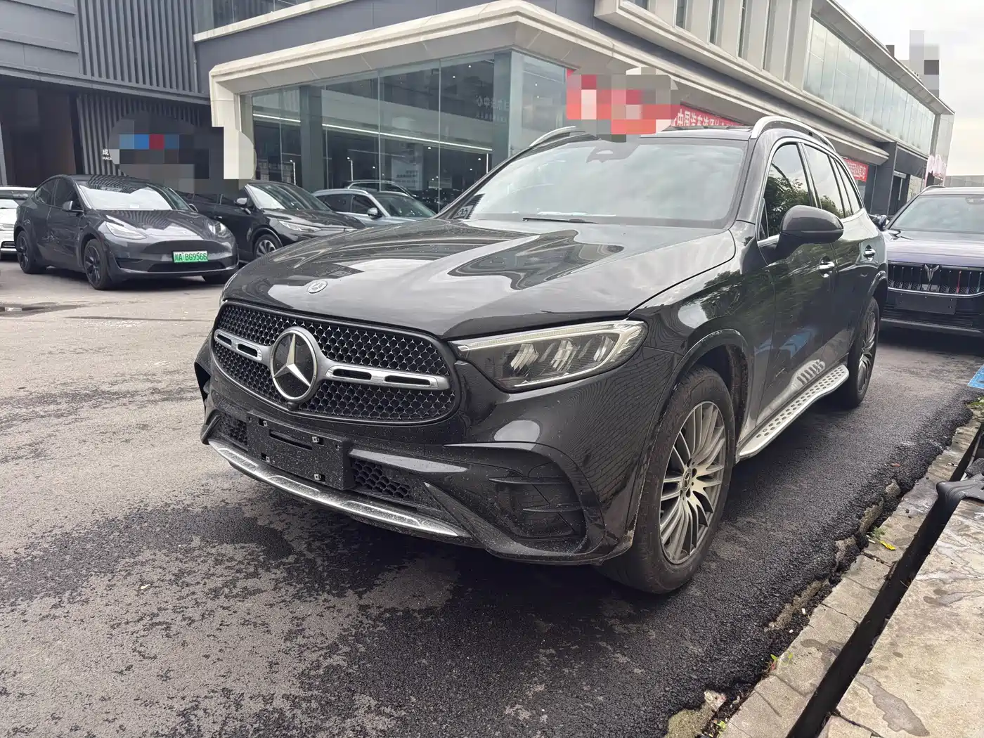 奔驰GLC 2024款 改款 GLC 300 L 4MATIC 动感型 7座 2024