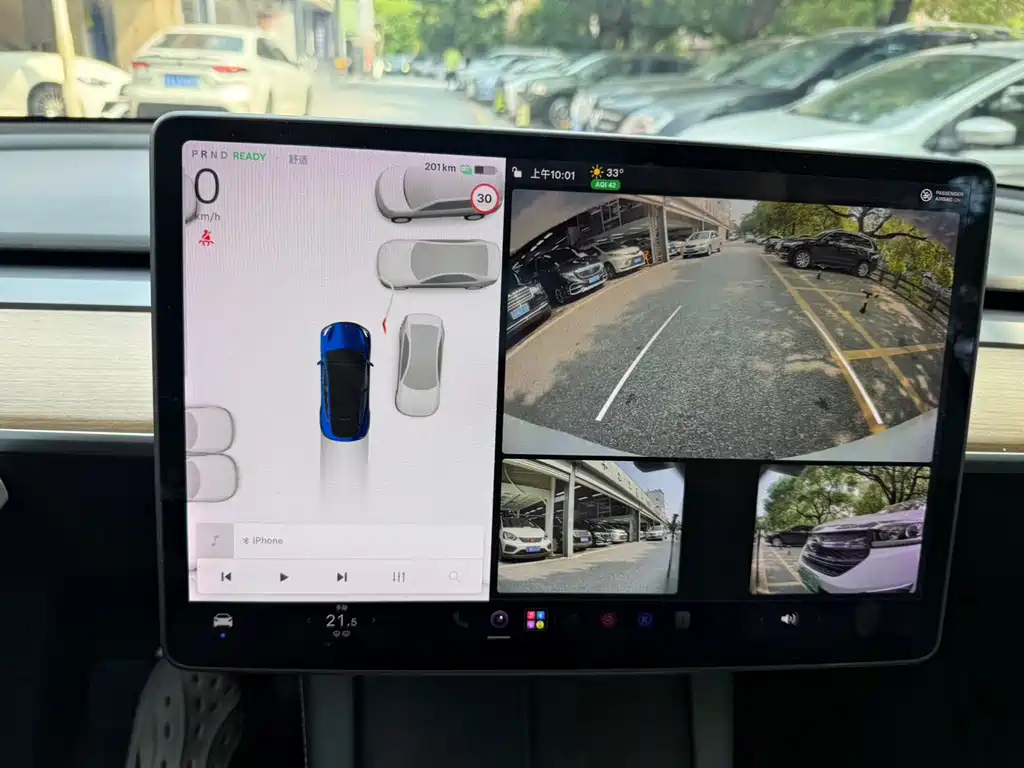 Tesla Model Y — миниатюра 23