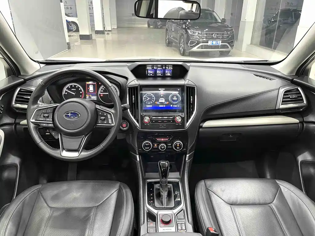 Subaru Forester 2022 2.0i AWD Luxury EyeSight