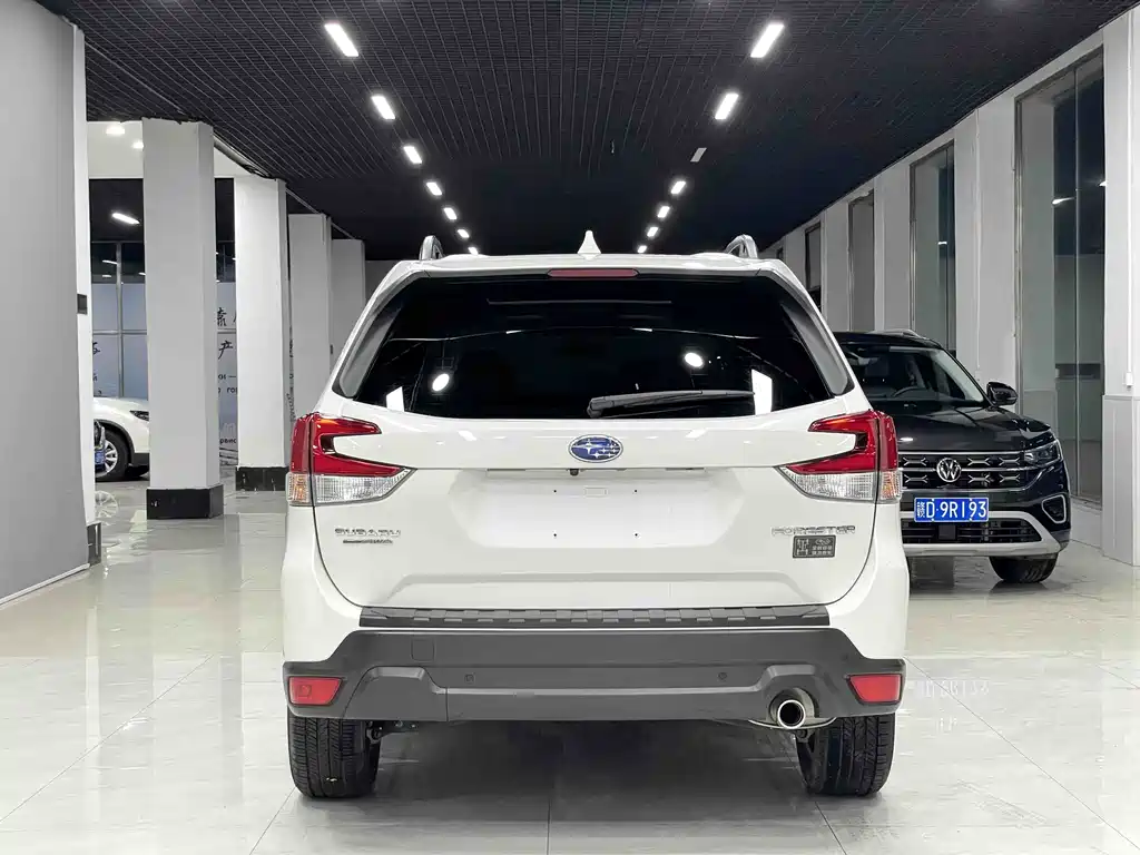 Subaru Forester 2022 2.0i AWD Luxury EyeSight