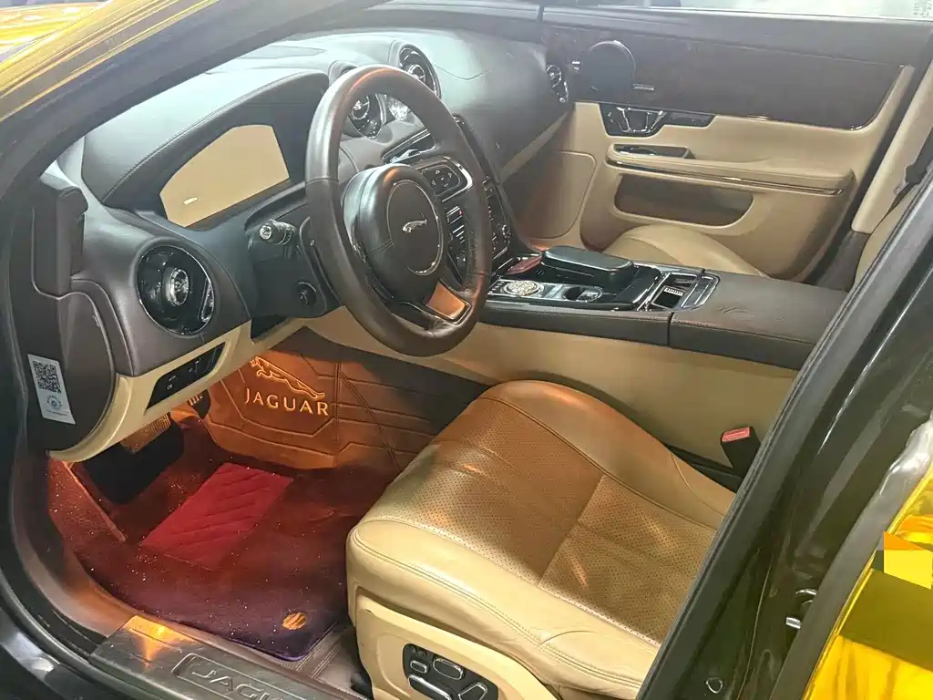 Jaguar XJ — миниатюра 8
