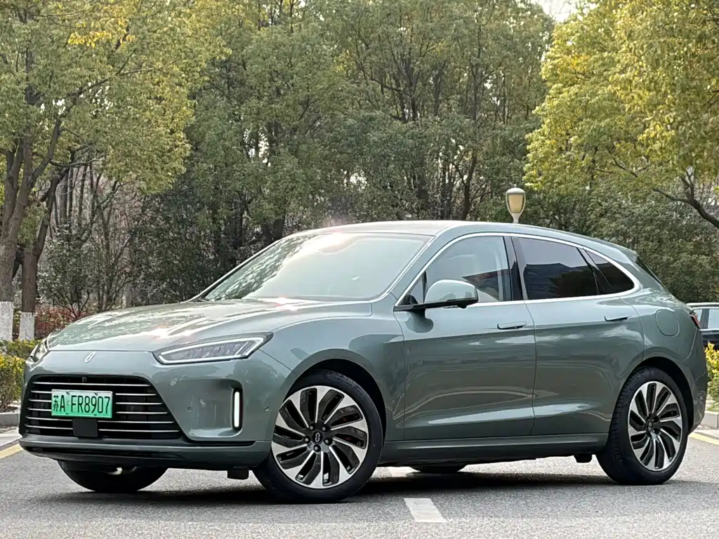 AITO ASK THE WORLD M5