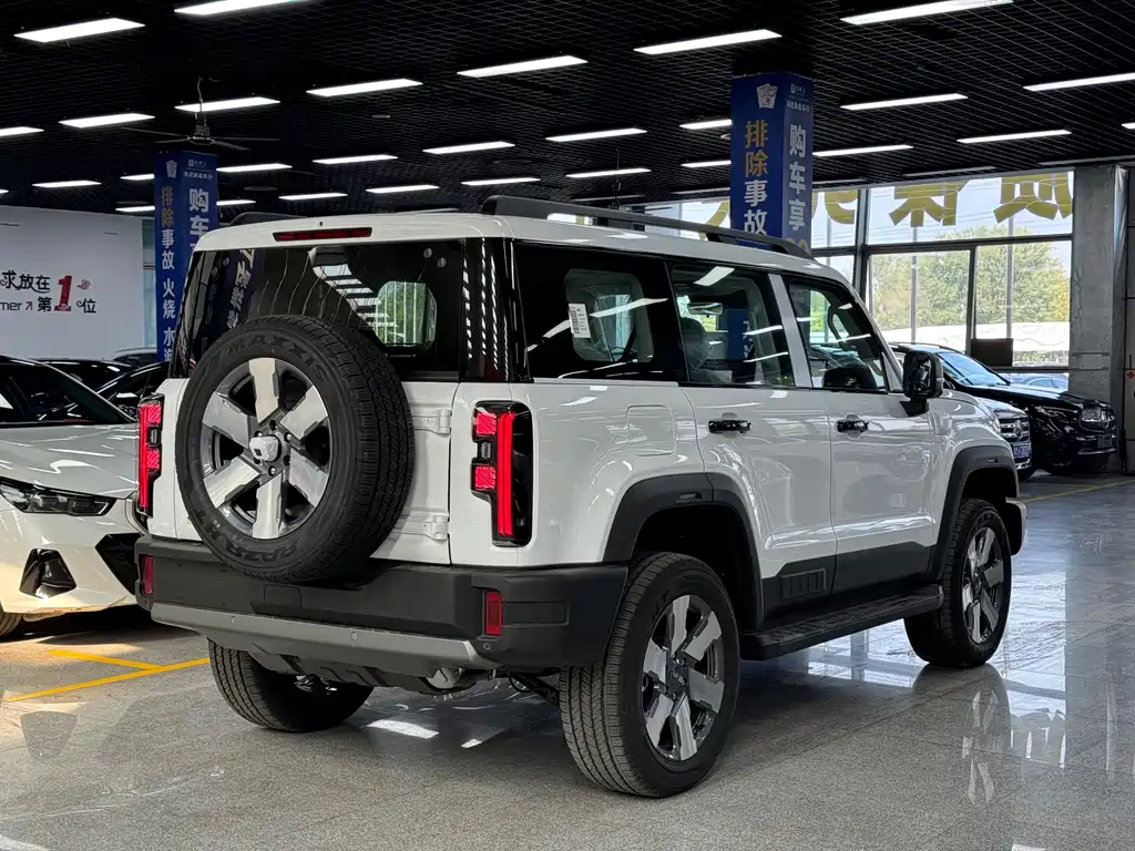 Beijing Off-Road BJ40 EREV — миниатюра 15