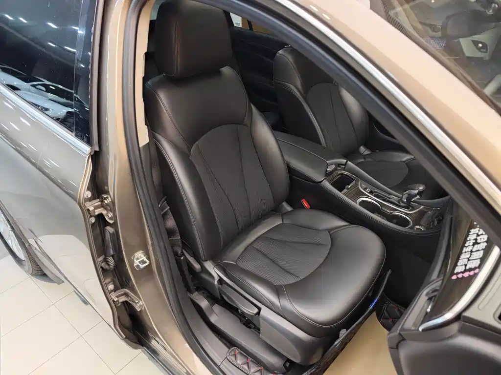 Buick Envision Plus — миниатюра 32