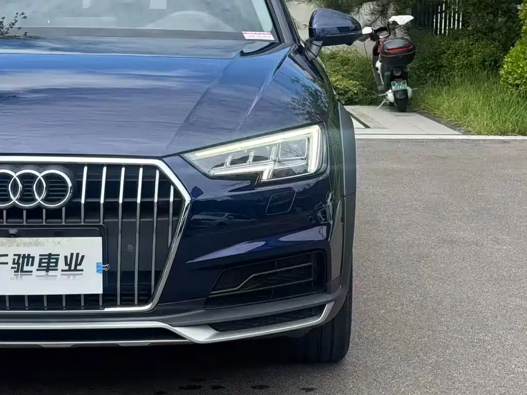 Audi A4 (Import) — миниатюра 3