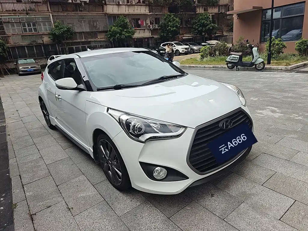 Hyundai Veloster — миниатюра 3