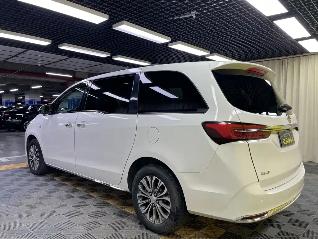 Buick GL8 2023 652T Luxury