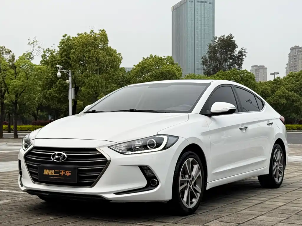 Hyundai Elantra 2019