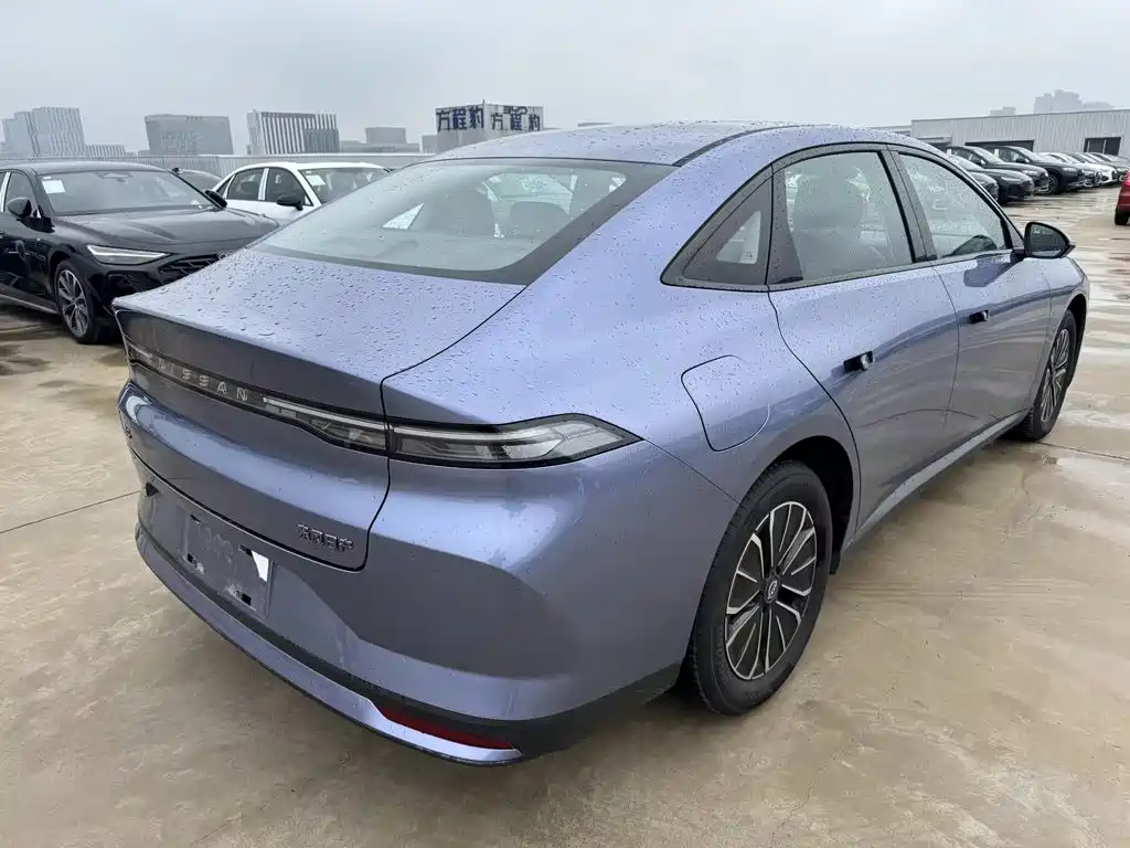 Nissan N6 - фото 6