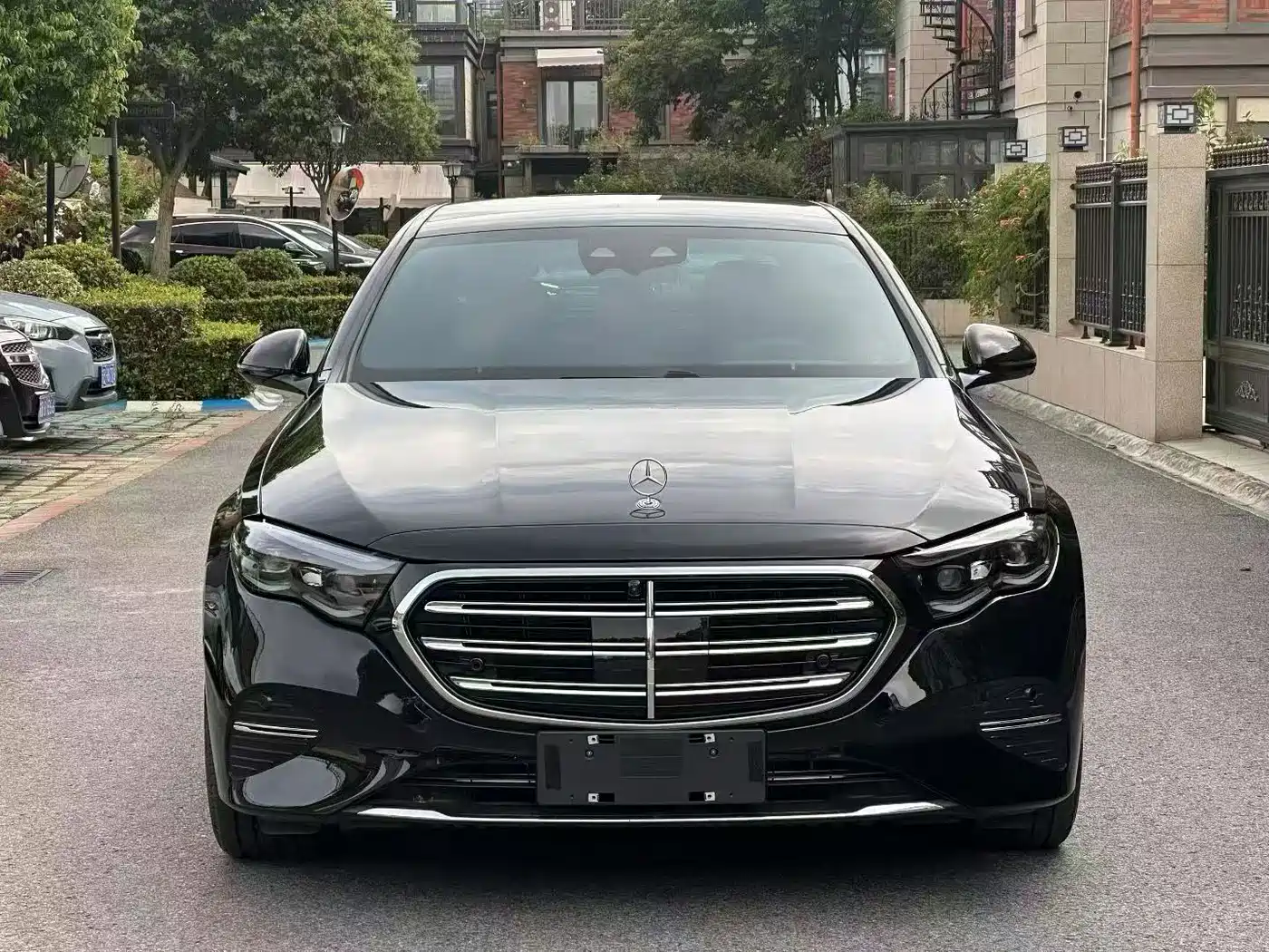 奔驰E级 2024款 E 300 L 豪华型 2024