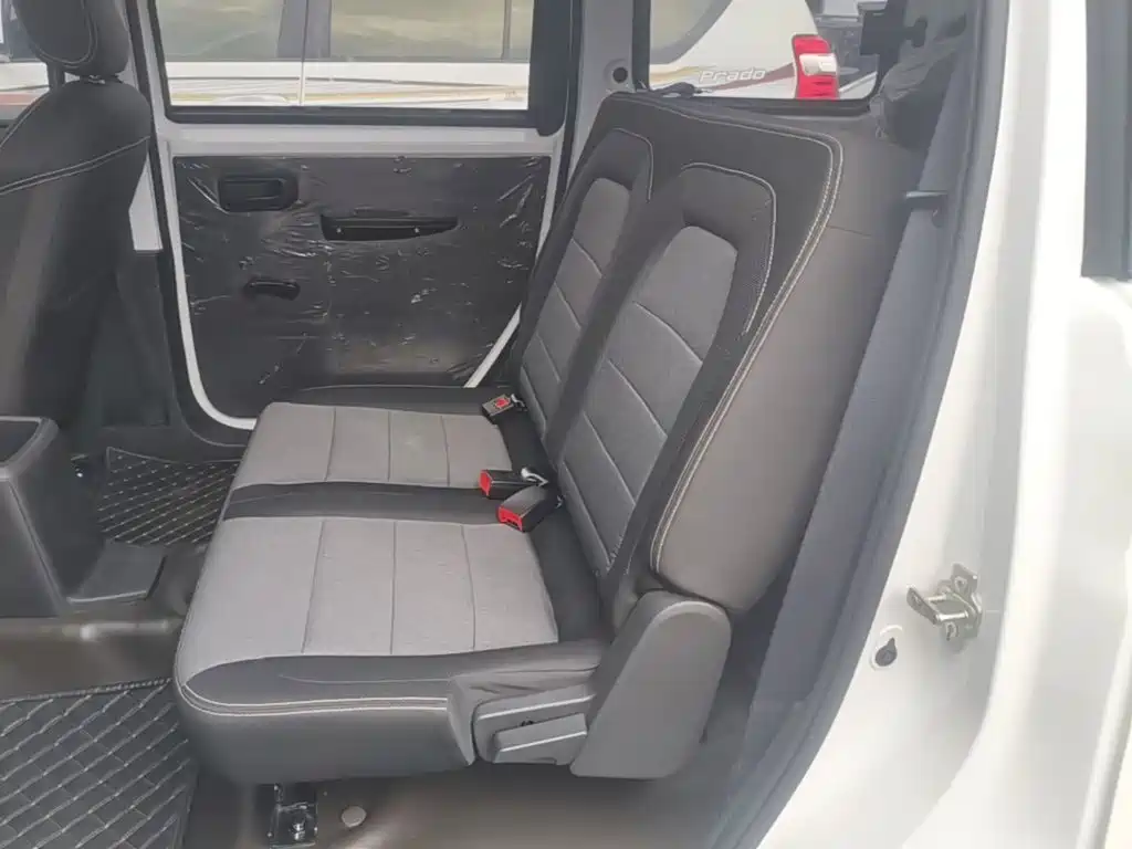 Wuling Hongguang PLUS — миниатюра 17