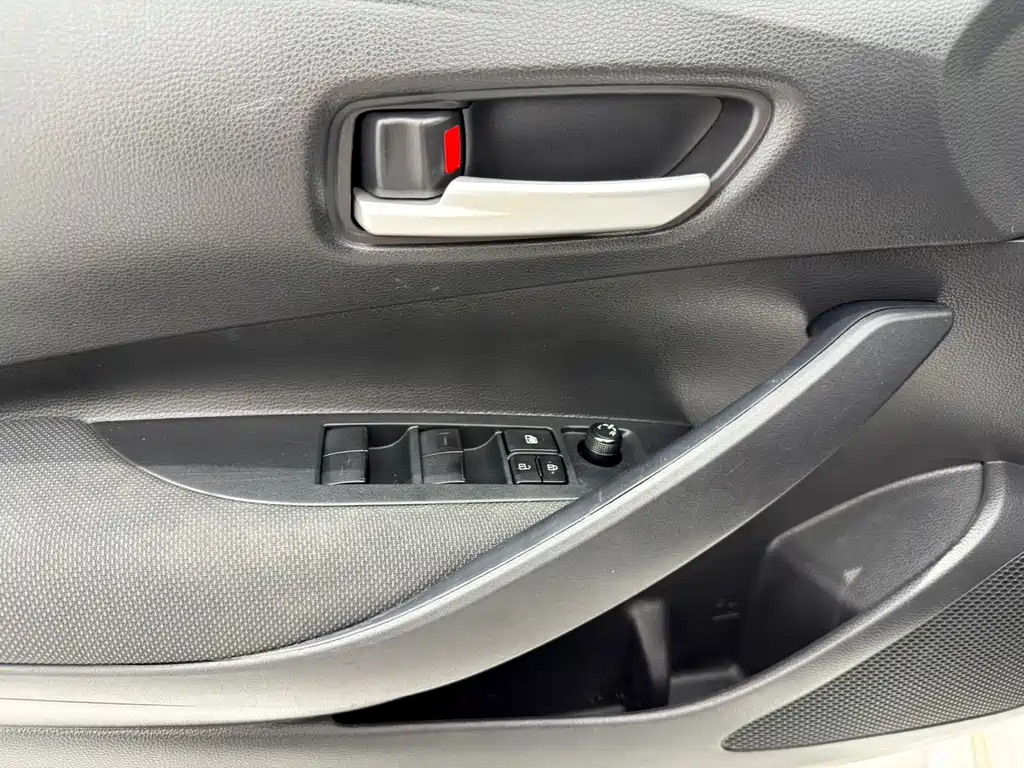 Toyota Levin TNGA 1.5L CVT Progressive Edition, фото 7