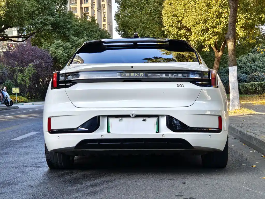 ZEEKR EXTREME KRYPTON 001