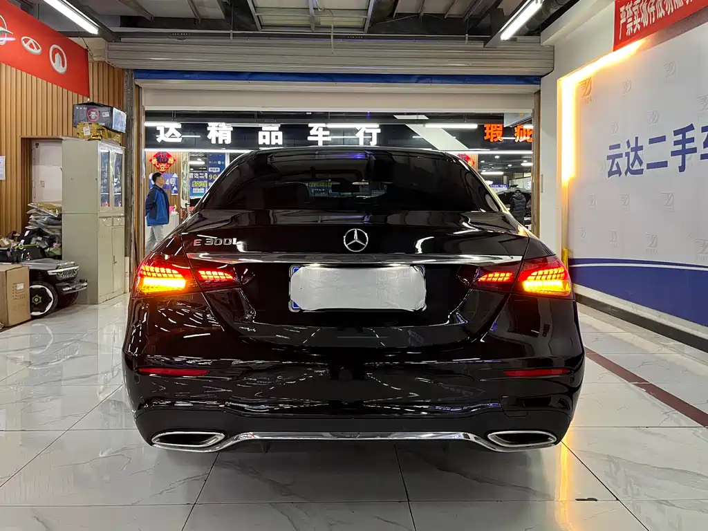 Mercedes-Benz E-Class E 2022 E 300 L Sport Fashion