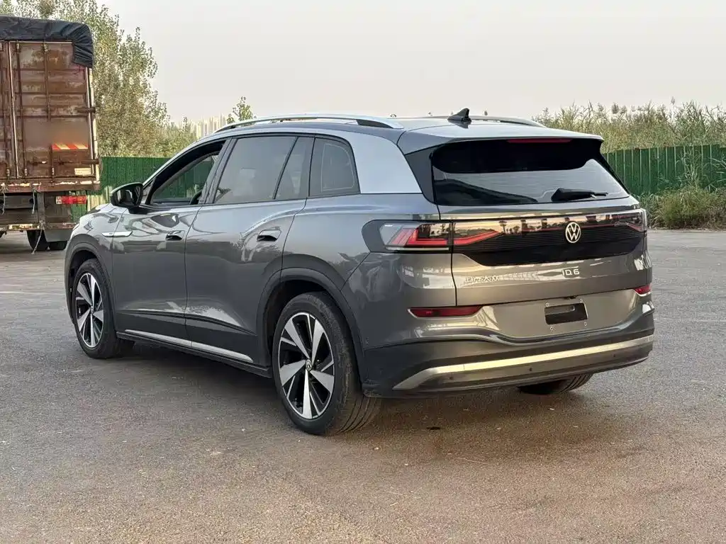 Volkswagen ID.6 X — миниатюра 5