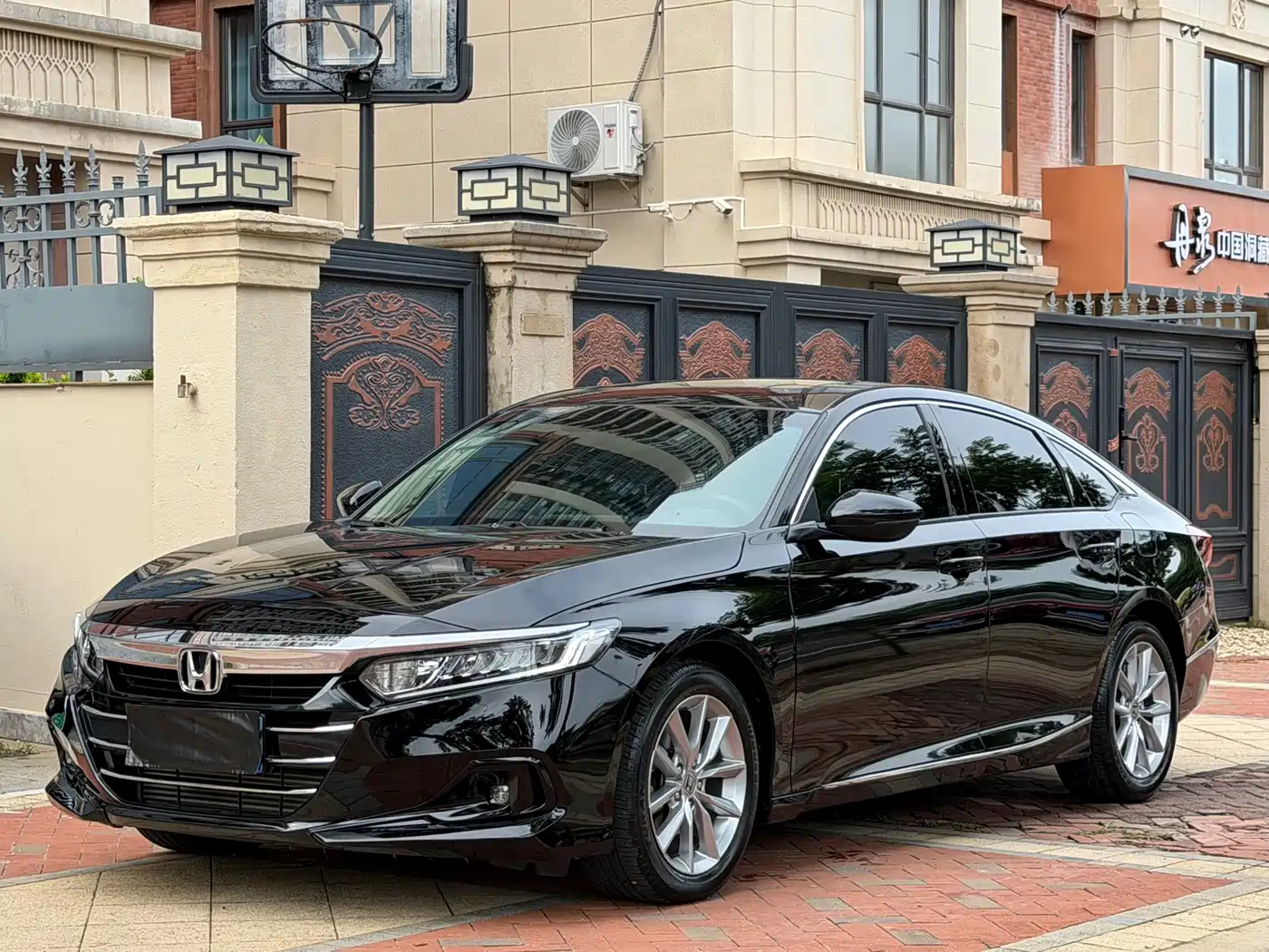雅阁 2022款 260TURBO 豪华版 2021