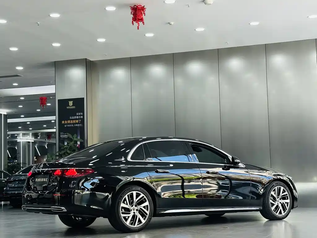 Mercedes-Benz E-Class E 2025 E 300 L Fashion