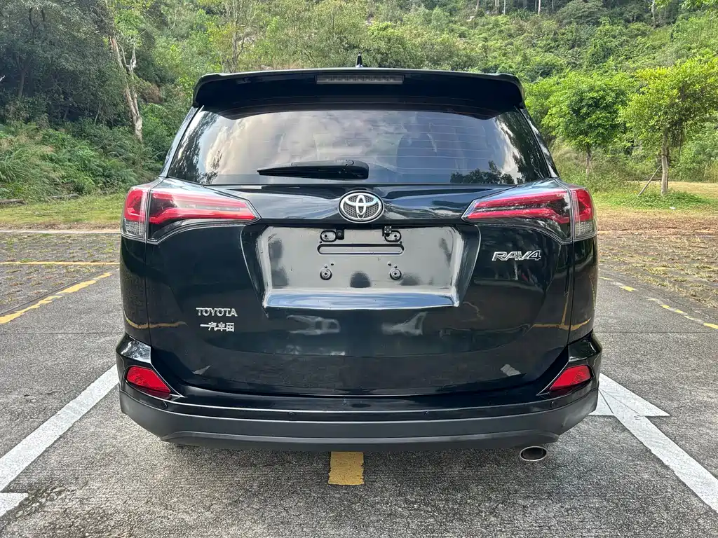 TOYOTA RAV4 RONGFANG