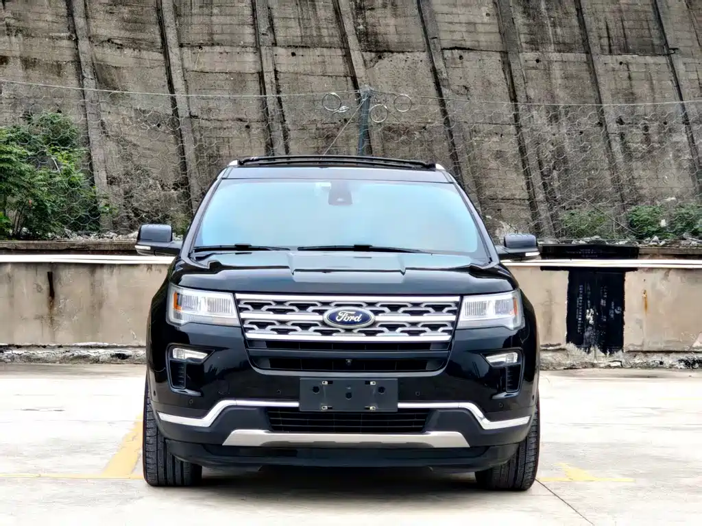 Ford Explorer (Import)