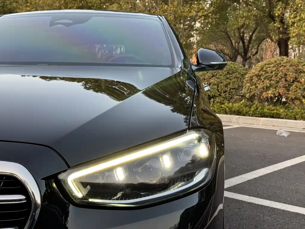 MERCEDES-BENZ S CLASS