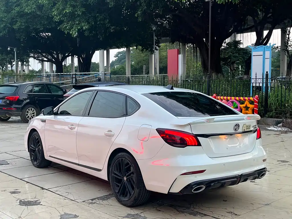 MG 6 New Energy — миниатюра 4
