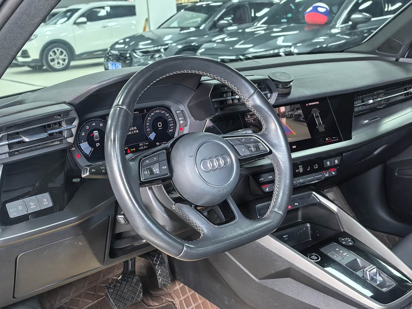 Audi A3 1.4 л 2022 г. Белый, пробег 45000 км