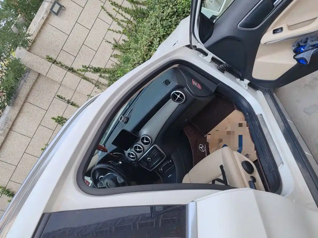 Mercedes-Benz GLA — миниатюра 19
