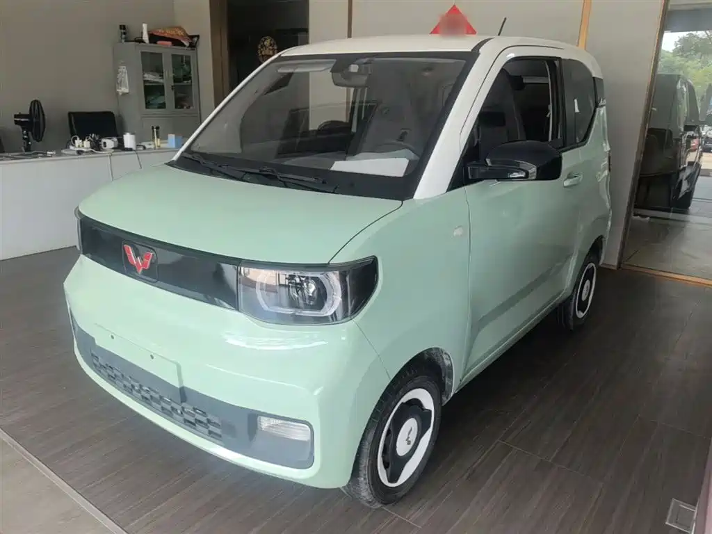 Wuling Hongguang Mini EV 2022 Maca Dragon Fashion NMC