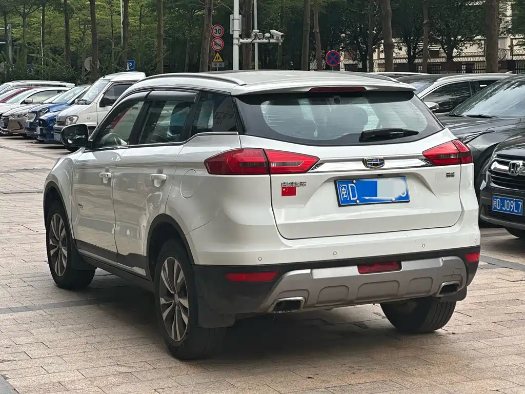 Geely Boyue — миниатюра 6