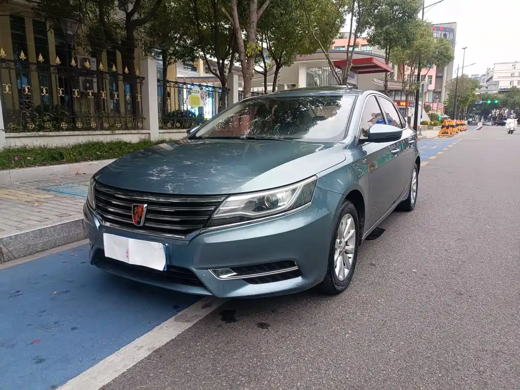 Roewe i6 2017