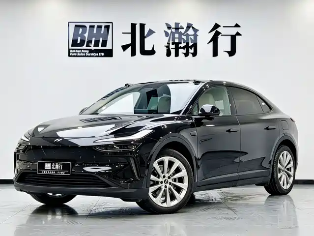 2025 Nio L60