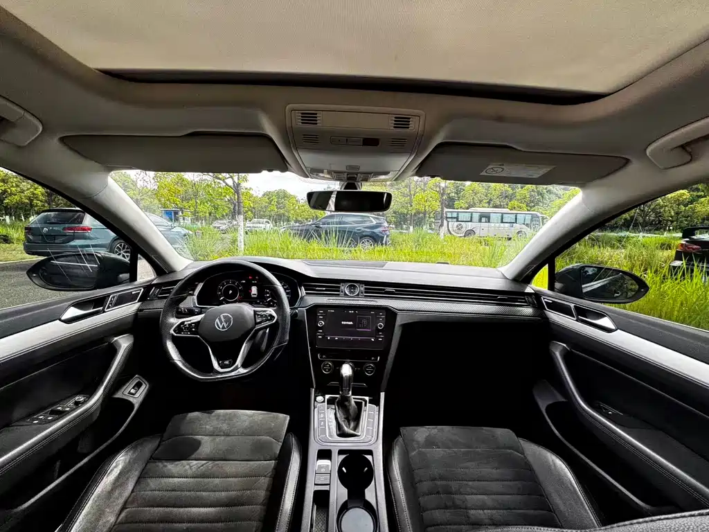 Volkswagen Passat Variant 2018 380TSI