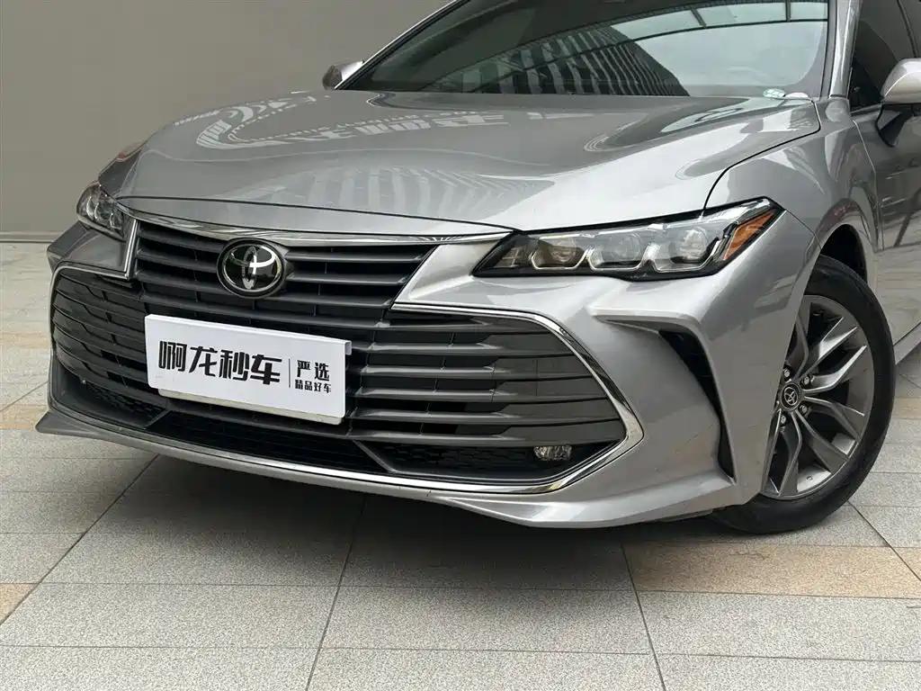 TOYOTA ASIAN DRAGON