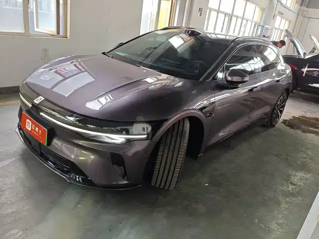 2026 Zeekr 007