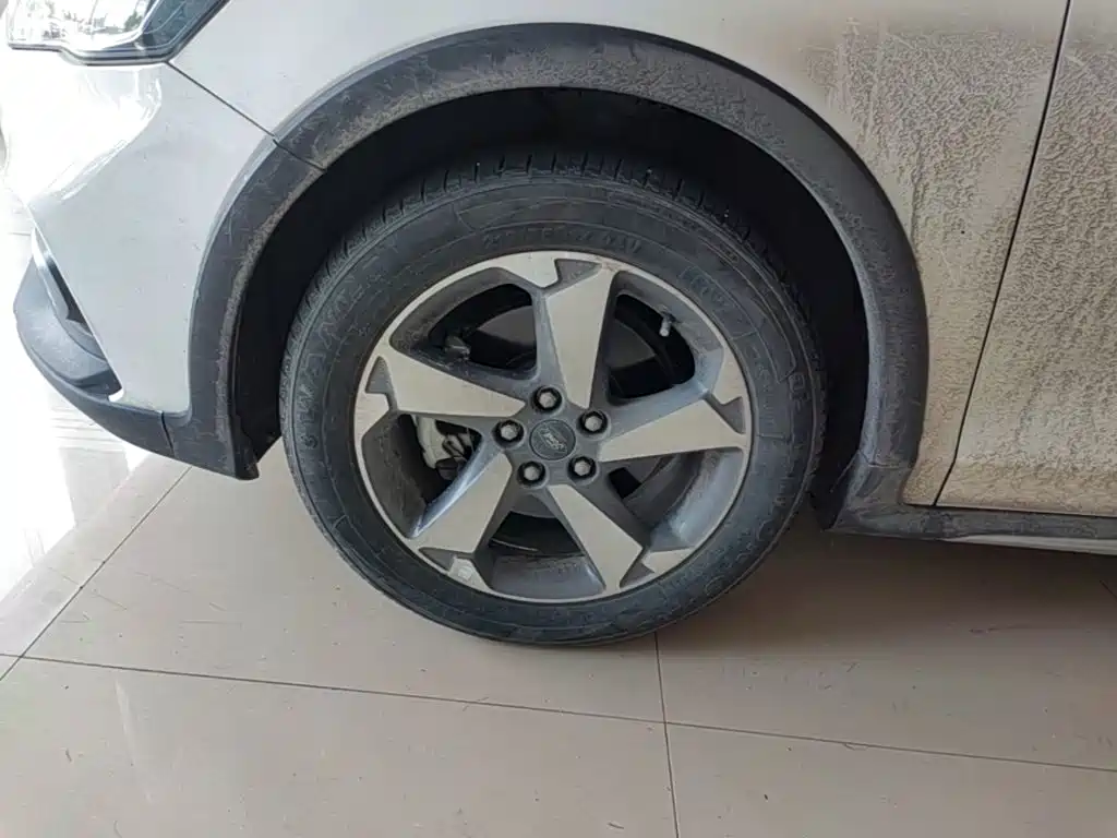 Ford Focus Active — миниатюра 23