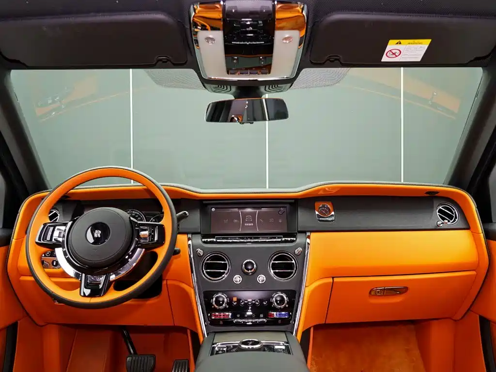 ROLLS-ROYCE CULLINAN