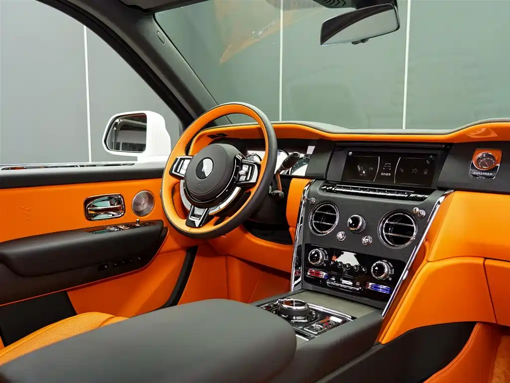 ROLLS-ROYCE CULLINAN