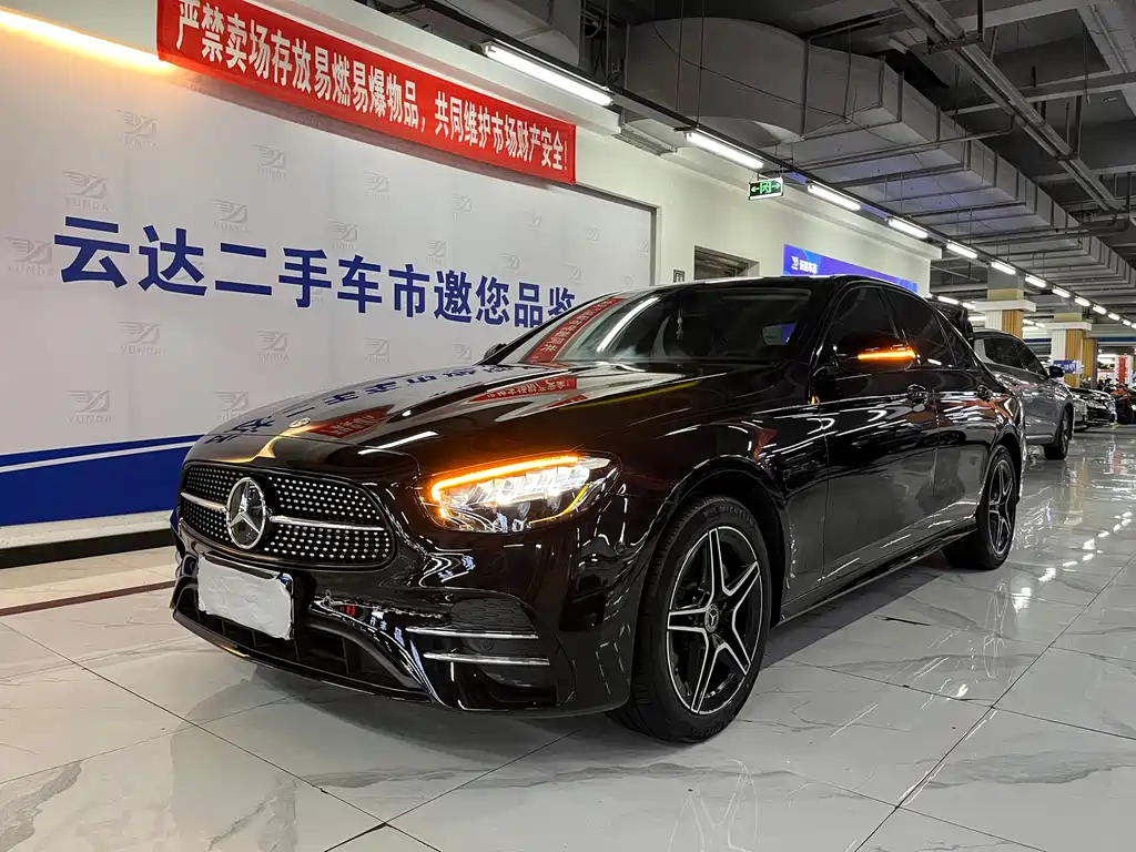 MERCEDES-BENZ E CLASS