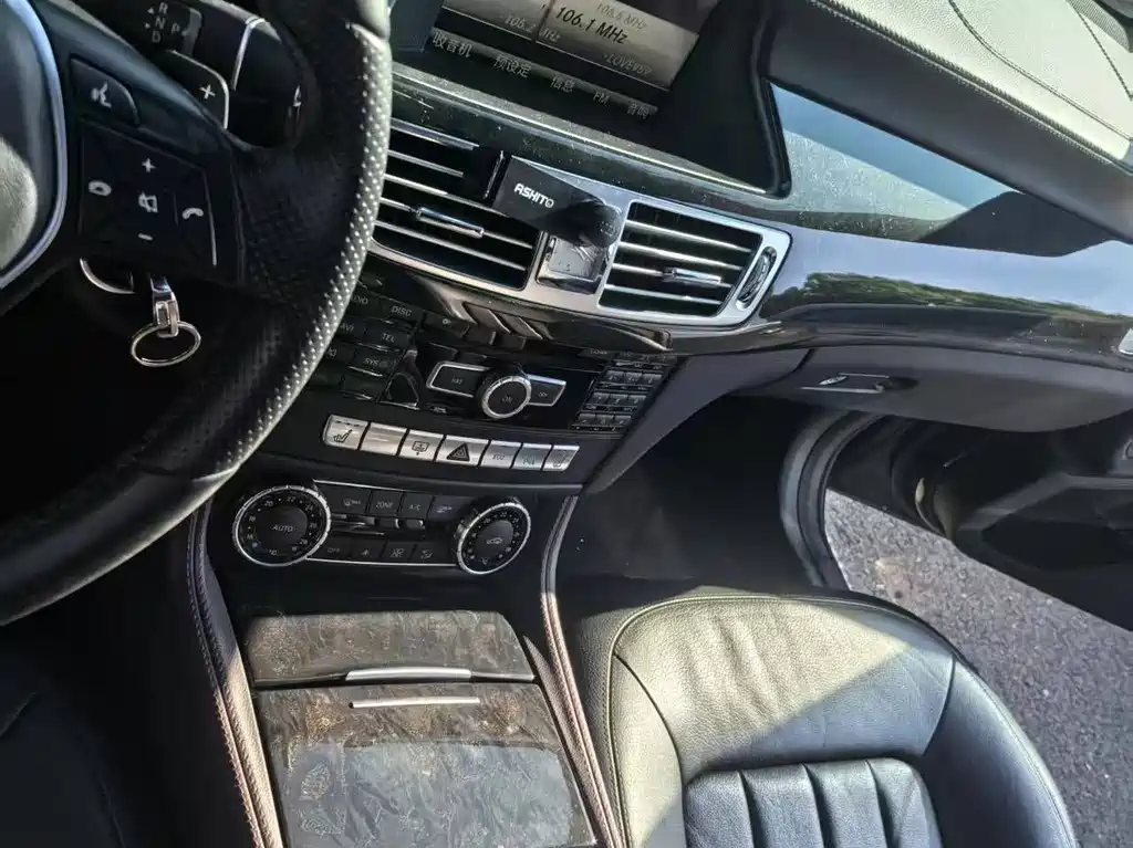 Mercedes-Benz CLS — миниатюра 6