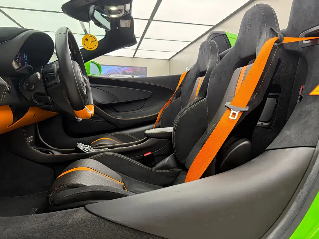 McLaren 570 570S 3.8T Spider, фото 5