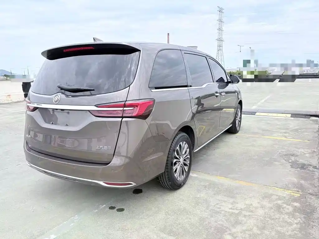 Buick GL8 2023 Luxury