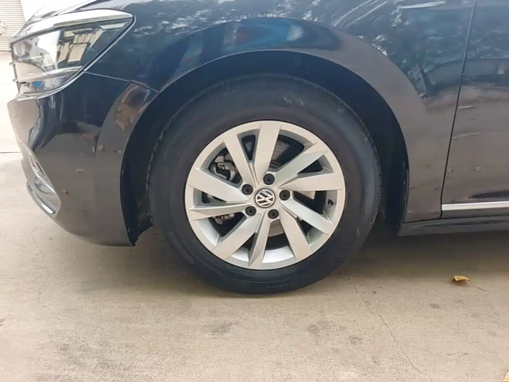 Volkswagen Passat — миниатюра 23